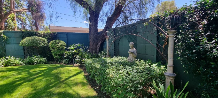 5 Bedroom Property for Sale in Waverley Free State